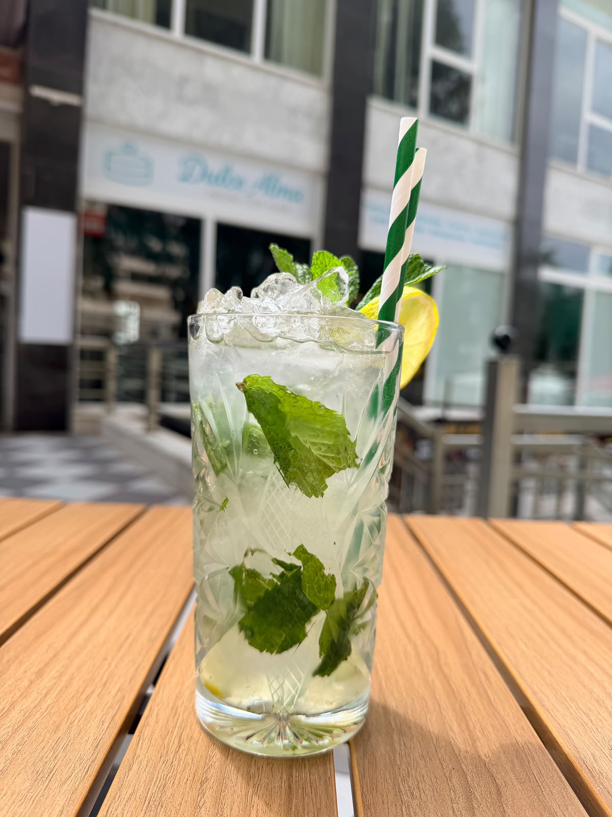 Mint lemonade