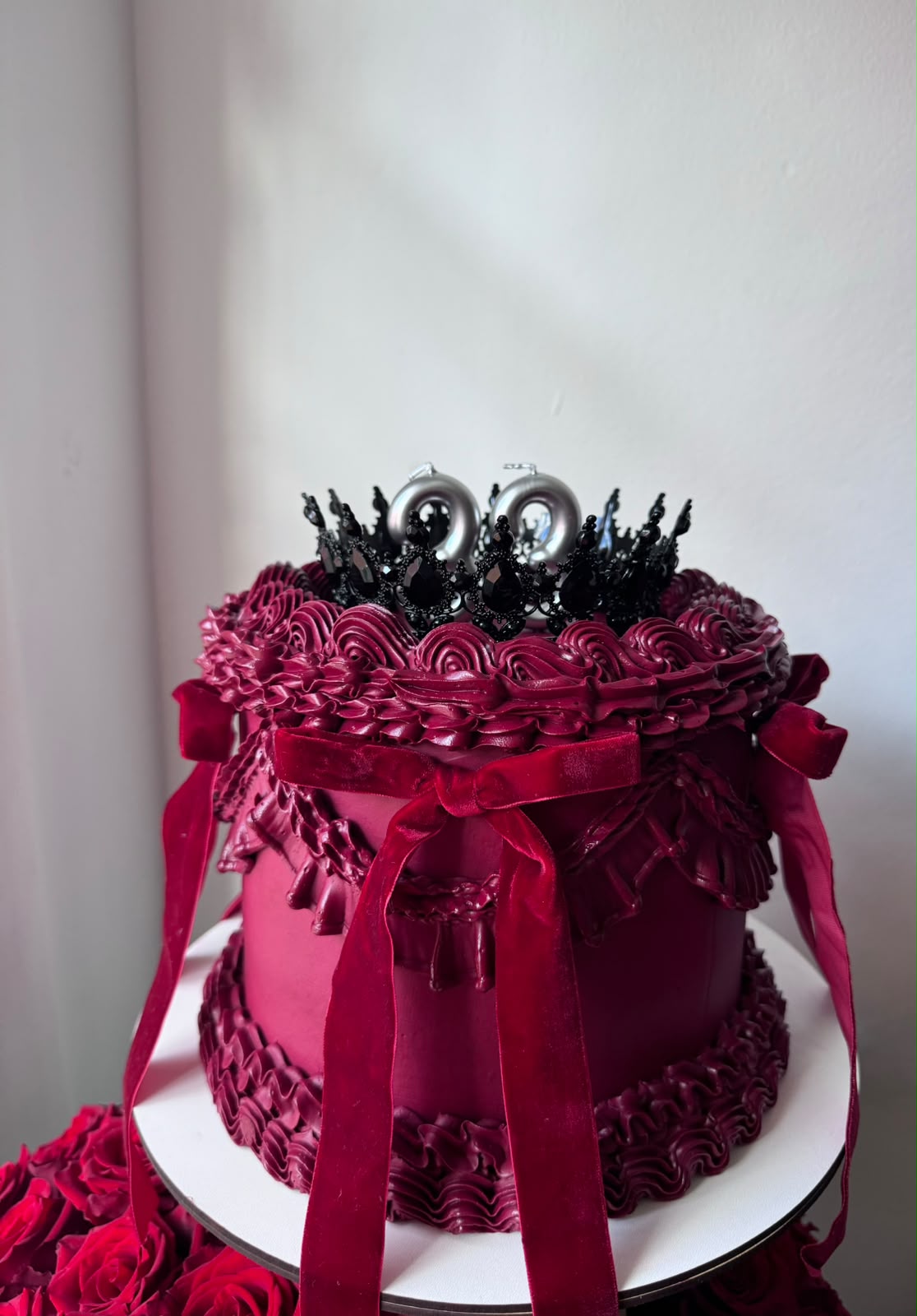 Burgundy crown cake