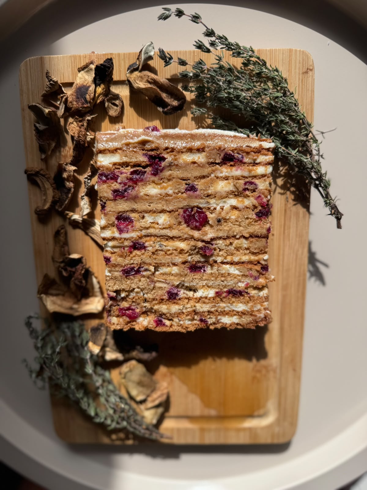 Honey & cranberry cake slice